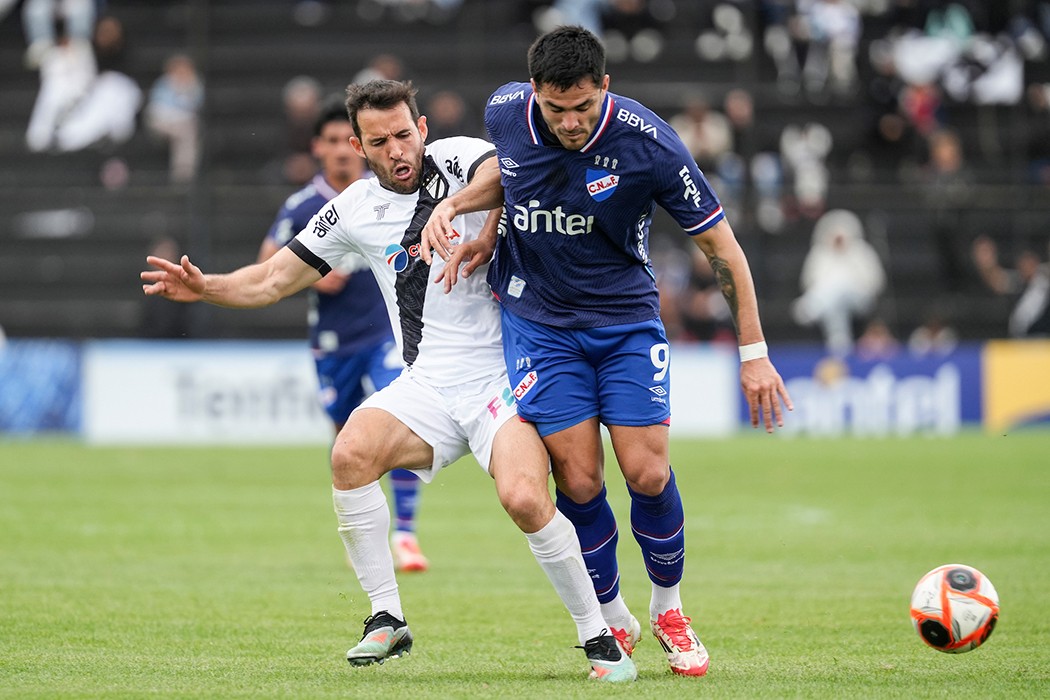 Nacional y Danubio igualaron sin goles en Jardines del Hipódromo
