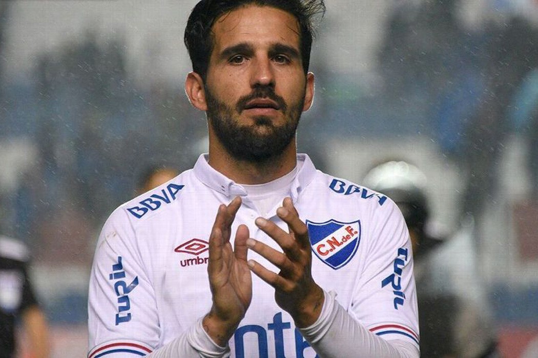 Mathías Cardacio: “nunca imaginé dirigir un talento tan grande como Agustín Dos Santos en las juveniles de Uruguay”