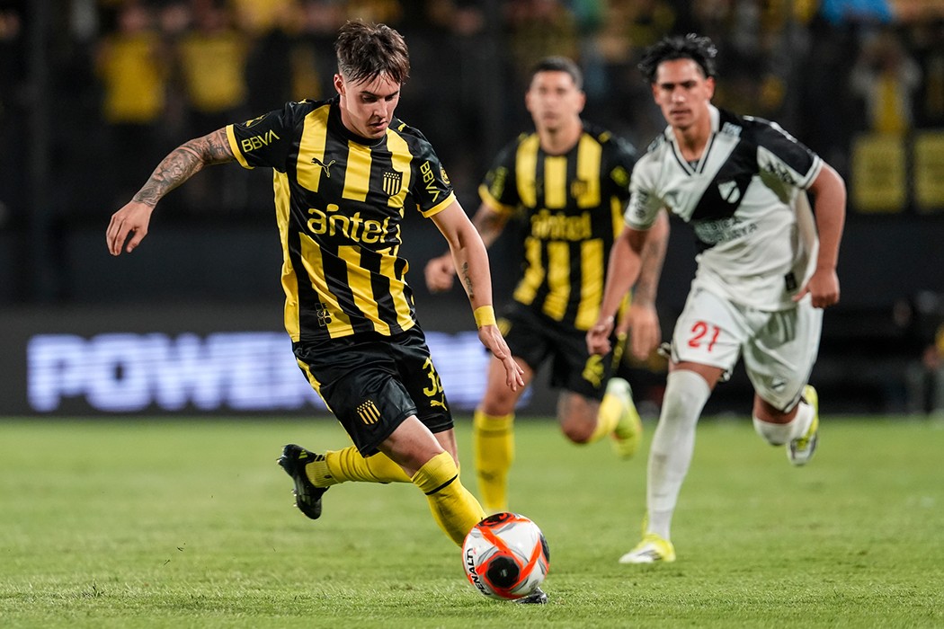 Peñarol y Danubio igualaron 1-1