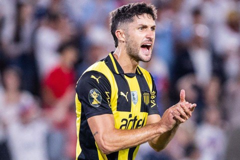 Rodrigo Pérez: “estoy disfrutando de jugar en Peñarol”