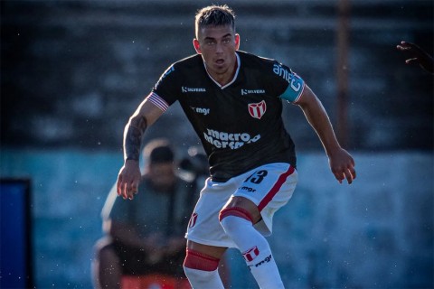 Cristian Almeida: “en el fútbol no hay tiempo, pero tenemos un plantel muy joven”