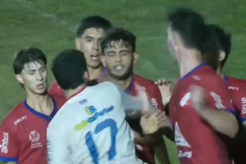 Habló el agresor del video en el fútbol del interior: “no estoy orgulloso de lo que hice”