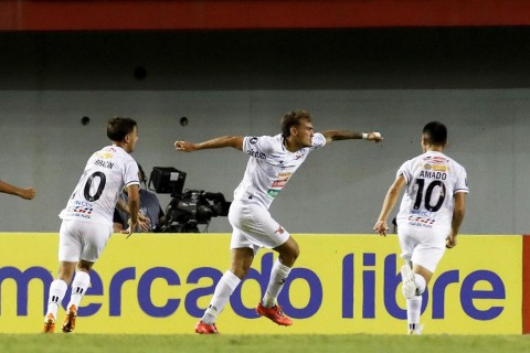 Boston River igualó en Chile y avanzó en la Copa Libertadores