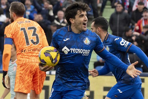 Mauro Arambarri anotó un doblete para Getafe en su victoria ante Atlético Madrid