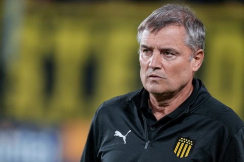 Diego Aguirre: “tenemos la necesidad de ganar un clásico”