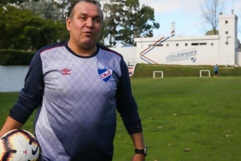 Ruben Sosa “Generalmente los que le pegan bien a la pelota tienen el pie chico”
