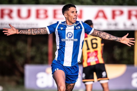 Juventud derrotó 2-1 a Progreso pero no le alcanzó