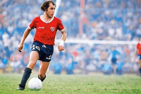 Víctor Hugo recordó el debut de Bochini