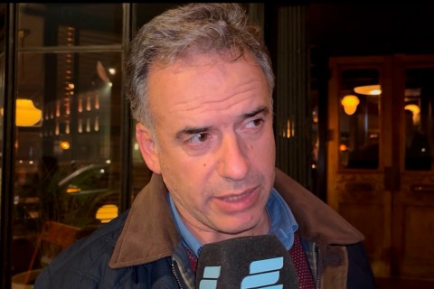 Yamandú Orsi: “en el tema derechos de TV el gobierno no se puede meter”