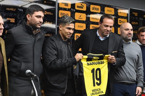Matías Arezo: “A cualquier jugador le gustaría estar acá”
