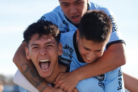 Enzo Larrosa: “el objetivo principal es mantenernos en Primera“