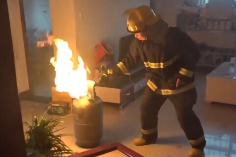 La historia oculta del incendio en la casa de Adrián: ¿Accidente o atentado?