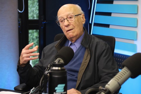 Hernán Navascués: “espero que me abran la Biblioteca Nacional porque quiero pasar mis días leyendo diarios de principio de siglo”