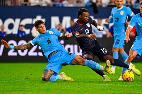 Uruguay cayó goleado 5-1 ante Estados Unidos