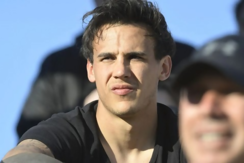 Lores: “Haber vestido la camiseta de los dos grandes es un orgullo”