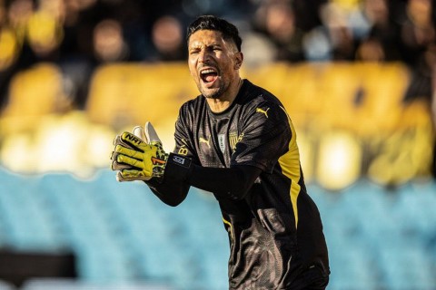 Se cayó el pase de Campaña a Wanderers