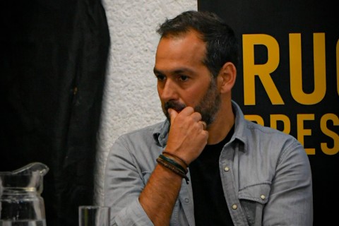 Alejandro González: “con Arezo falta solo el papeleo”