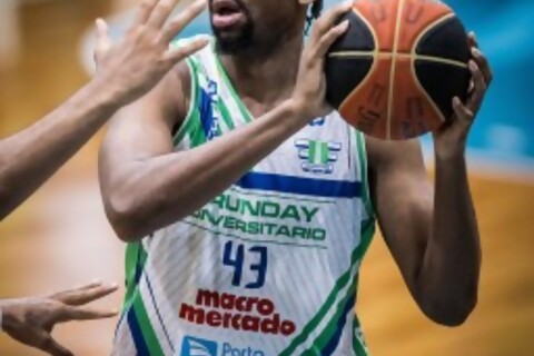 Victorias de Defensor, Urunday y Peñarol en el inicio de la fecha 21