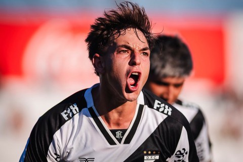 Enzo Cabrera: “siempre quise renovar con Danubio”