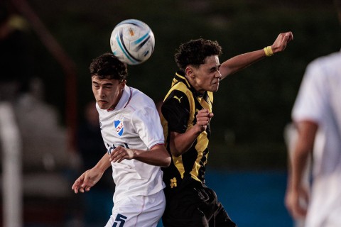 Clásicos de fornativas: Nacional dominó el viernes