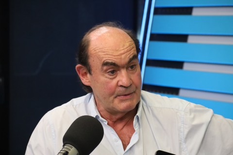 Eduardo de la Peña: “en Nacional el único que puede driblar es el ‘diente’, hay cosas que no las entiendo”
