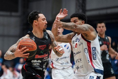 Aguada se puso 1-0 en las semifinales