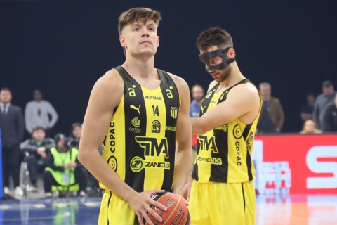 Peñarol superó 80 - 71 a Aguada y quedó a punto de ser campeón