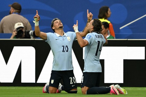 Uruguay empató 2-2 frente a Cabo Verde y se complicó para pasar de fase