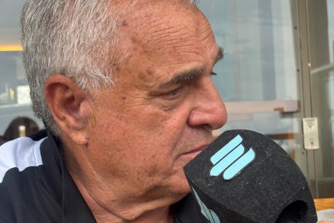 Carlos Manta: ”me encanta Darwin Núñez para este partido”