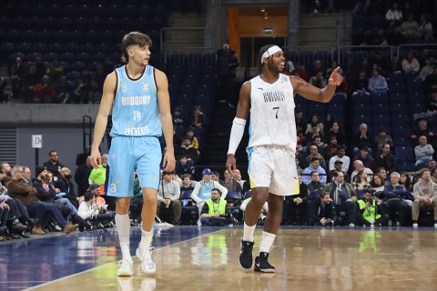 Uruguay 94 - 103 Bahamas