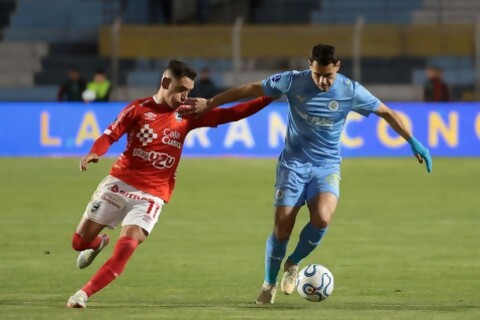 City Torque salió con vida de la altura: perdió 2-0 con Cienciano y define en Montevideo