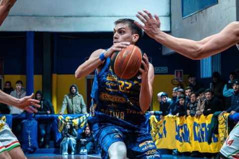 Olivol Mundial aplastó 92-66 a Marne en el primer partido del playout
