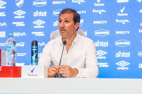Pablo Álvarez: “no vengo a potenciar mi figura, vengo a hacer más grande a Nacional”