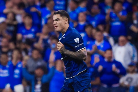 Doblete de Gabriel Fernández en el agónico empate de Cruz Azul ante Toluca