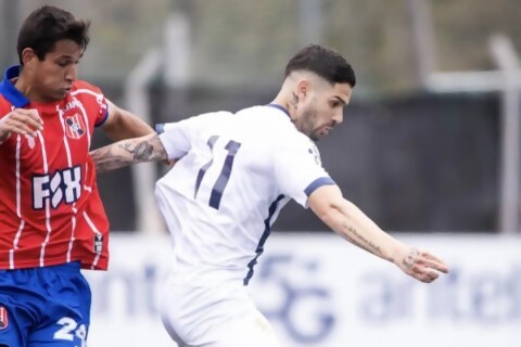 Albion le ganó 3-1 a Central Español y se aseguró la permanencia 