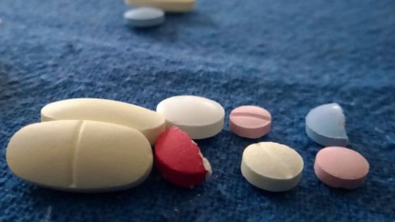 Medicamentos de alto precio: todos “saturados e insatisfechos” — Informes — No Toquen Nada | El Espectador 810