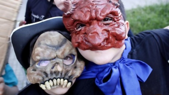 Halloween, el aterrador mundo distópico con un tirano de 6 años al mando/ Ensayo de Top10 de uruguayos pop en laaargentina — Columna de Darwin — No Toquen Nada | El Espectador 810