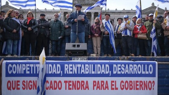 ¿Hay espacio para un nuevo partido político en Uruguay? — Cuestión política: Dr. Daniel Buquet — Más Temprano Que Tarde | El Espectador 810