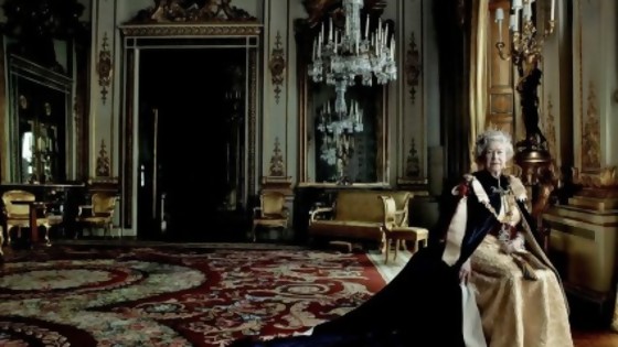 El “Queengate” protagonizado por Annie Leibovitz y la reina Isabel II — Leo Barizzoni — No Toquen Nada | El Espectador 810