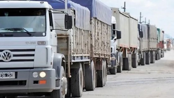 Transportistas en Argentina se movilizan por falta de combustibles — Logística — Dinámica Rural | El Espectador 810