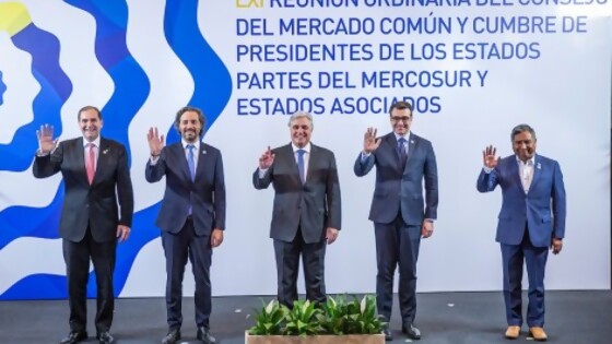 Cumbre del Mercosur: El canciller Francisco Bustillo fue crítico con la situación del Mercosur en su discurso inaugural — Qué tiene la tarde — Más Temprano Que Tarde | El Espectador 810