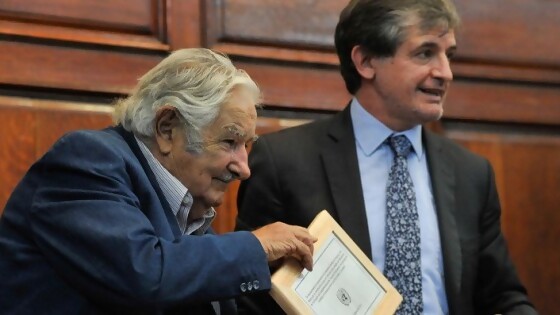 El ex presidente José Mujica fue homenajeado por la ONU por su apoyo al proceso de paz en Colombia — Qué tiene la tarde — Más Temprano Que Tarde | El Espectador 810