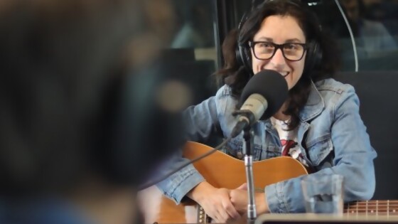 Música en vivo y lecciones de guitarra, con Mariana Vázquez — Entrevistas — No Toquen Nada | El Espectador 810