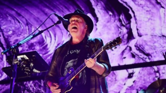 Neil Young, mucho más que contenido — Miguel Ángel Dobrich — Otro Elefante | El Espectador 810
