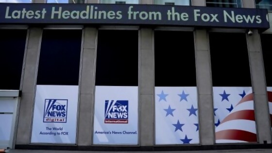Multa millonaria y sin su principal estrella: el momento de Fox, la principal aliada mediática de Trump — Victoria Gadea — No Toquen Nada | El Espectador 810