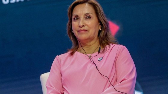 El “caso Rolex” pone en jaque a la presidenta de Perú — Claudio Fantini — Primera Mañana | El Espectador 810