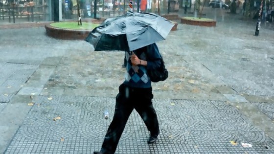 Vázquez Melo: “Copiosas lluvias y bajones abruptos de temperatura” — Audios — Al Día 810 | El Espectador 810