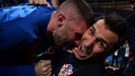 Un fotógrafo de guerra adoptado por Croacia gracias al fútbol — Leo Barizzoni — No Toquen Nada | El Espectador 810