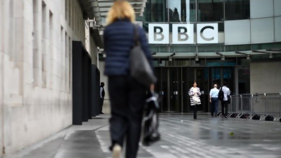 La diplomacia “de cocktail” de Bustillo y el futuro de la BBC a 100 años de su creación — NTN Concentrado — No Toquen Nada | El Espectador 810