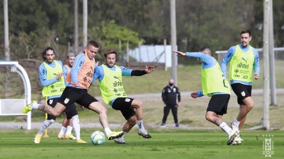 Uruguay define el equipo para debutar por las Eliminatorias — Deportes — Primera Mañana | El Espectador 810